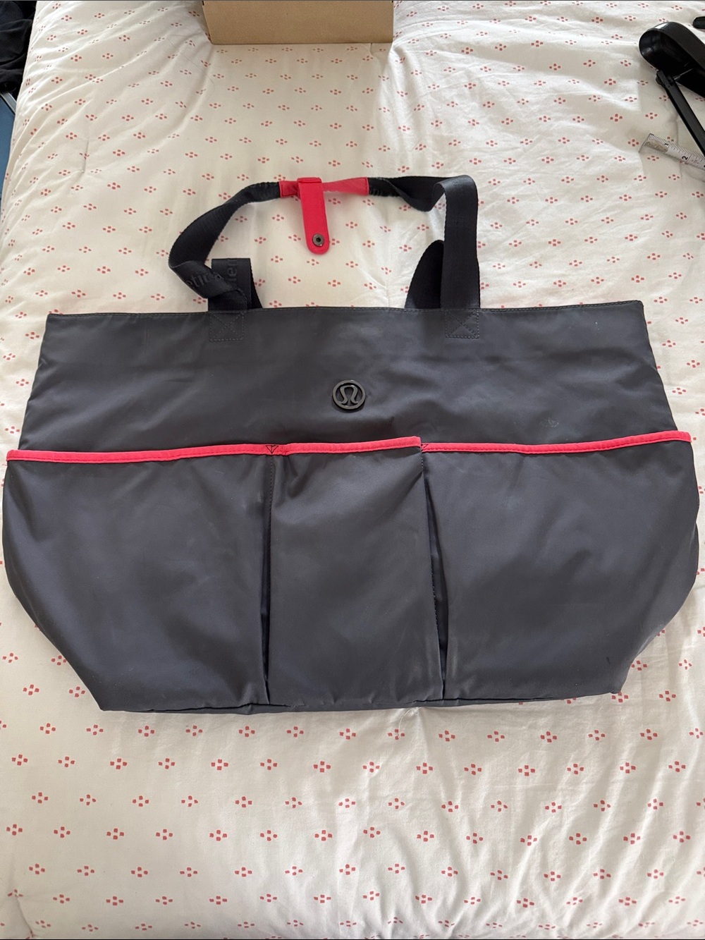 Lululemon beach/pool reversible bag.